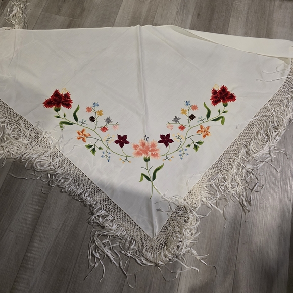 no brand Accessories - Embroidered Floral Fringe Wrap / Shawl